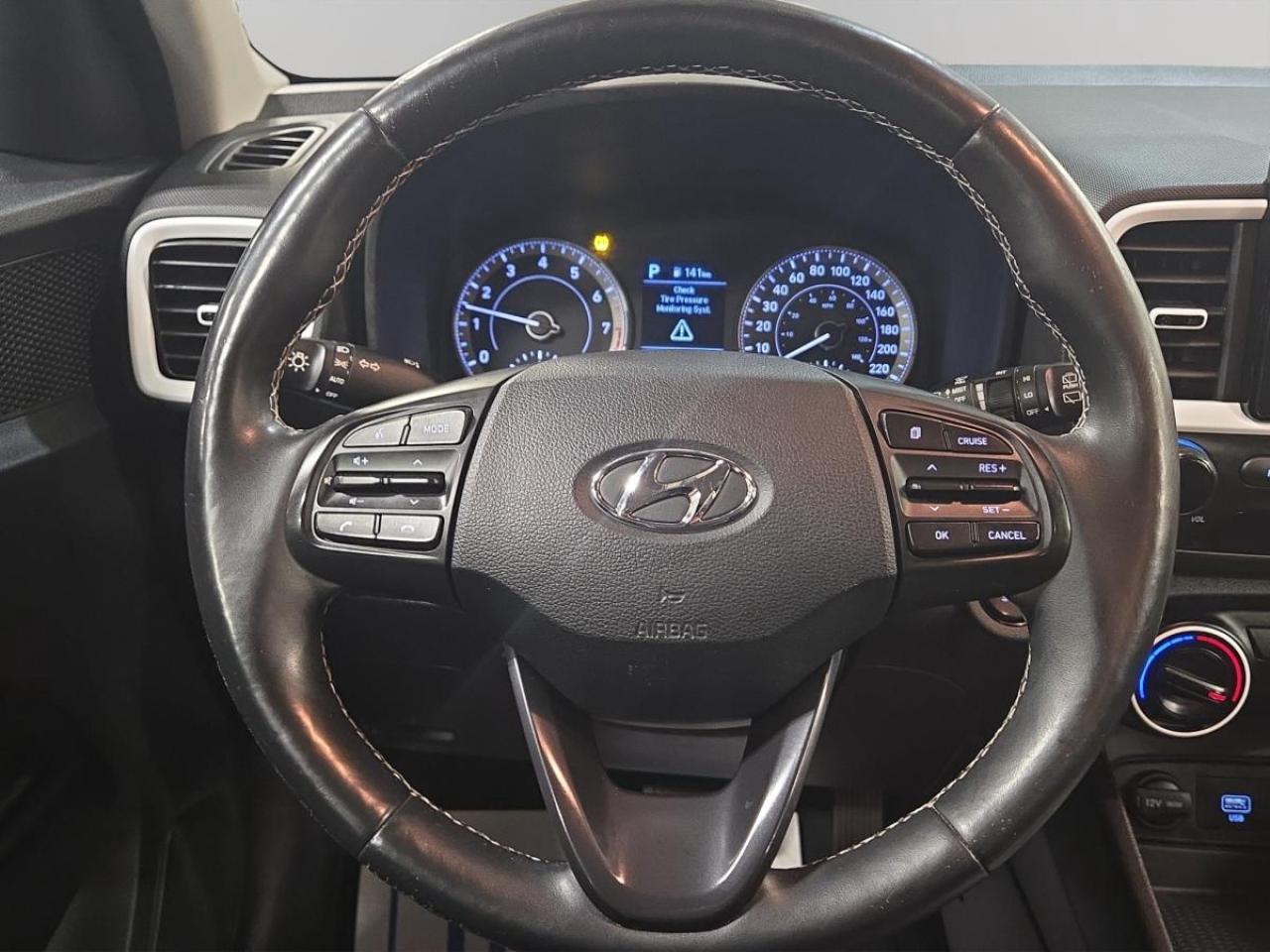 2020 Hyundai Venue Trend Urban Photo