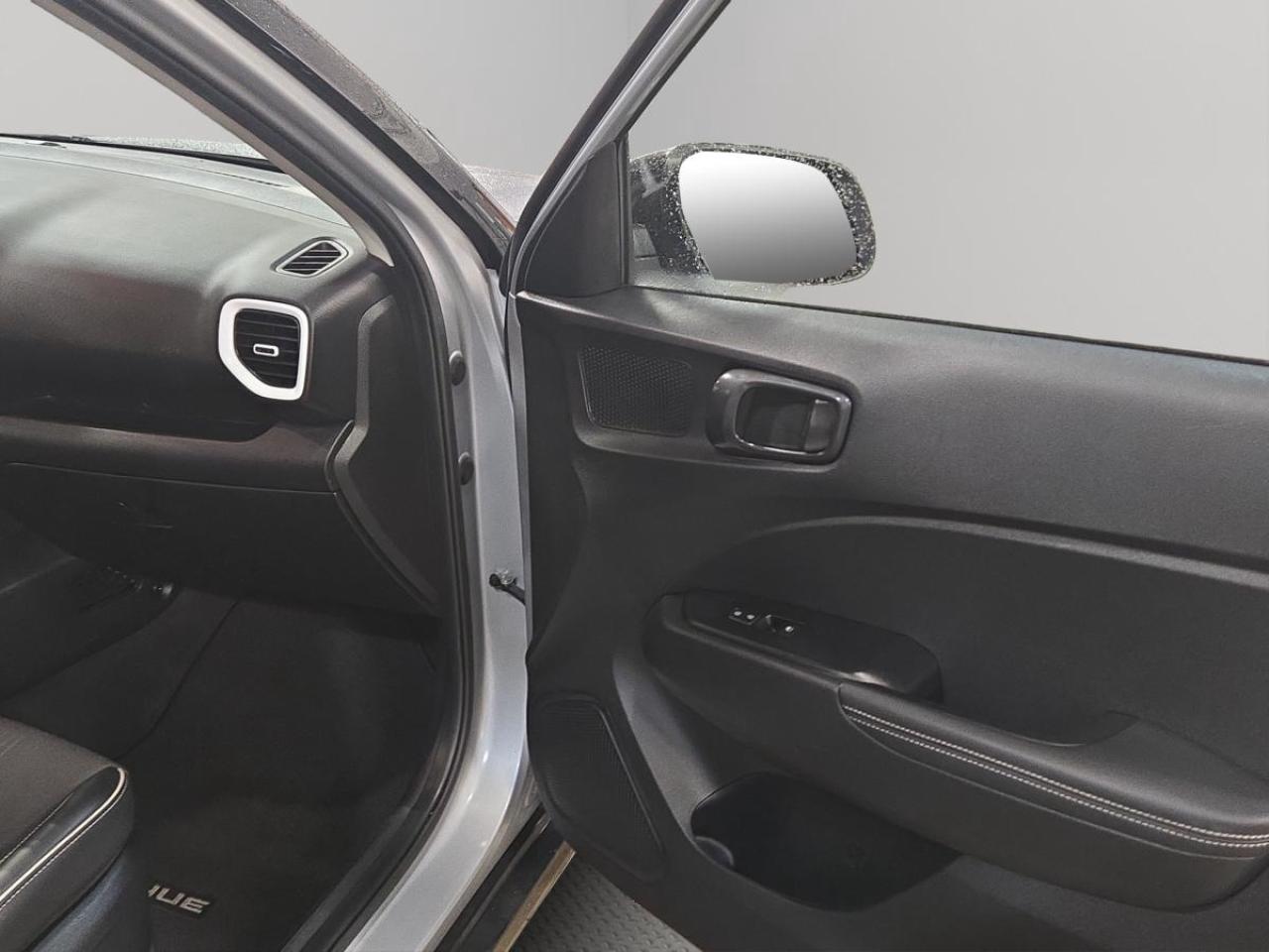 2020 Hyundai Venue Trend Urban Photo