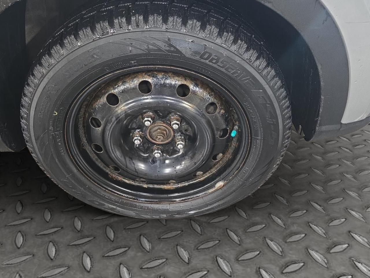 2020 Hyundai Venue Trend Urban Photo