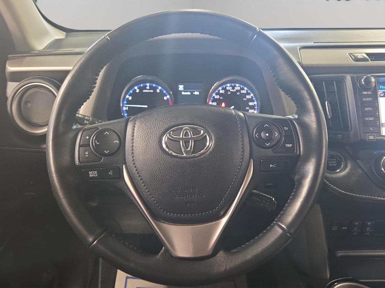 2016 Toyota RAV4 LIMITED  Photo