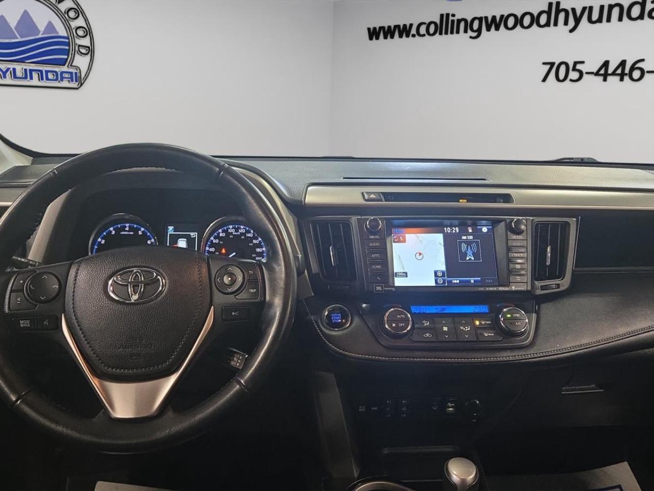 2016 Toyota RAV4 LIMITED  Photo