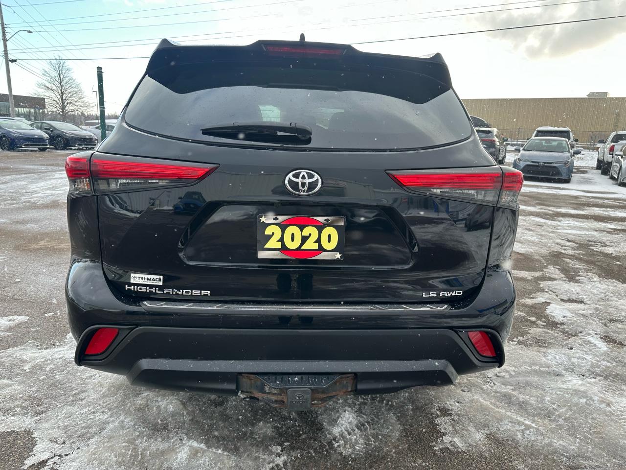 2020 Toyota Highlander LE AWD Photo3
