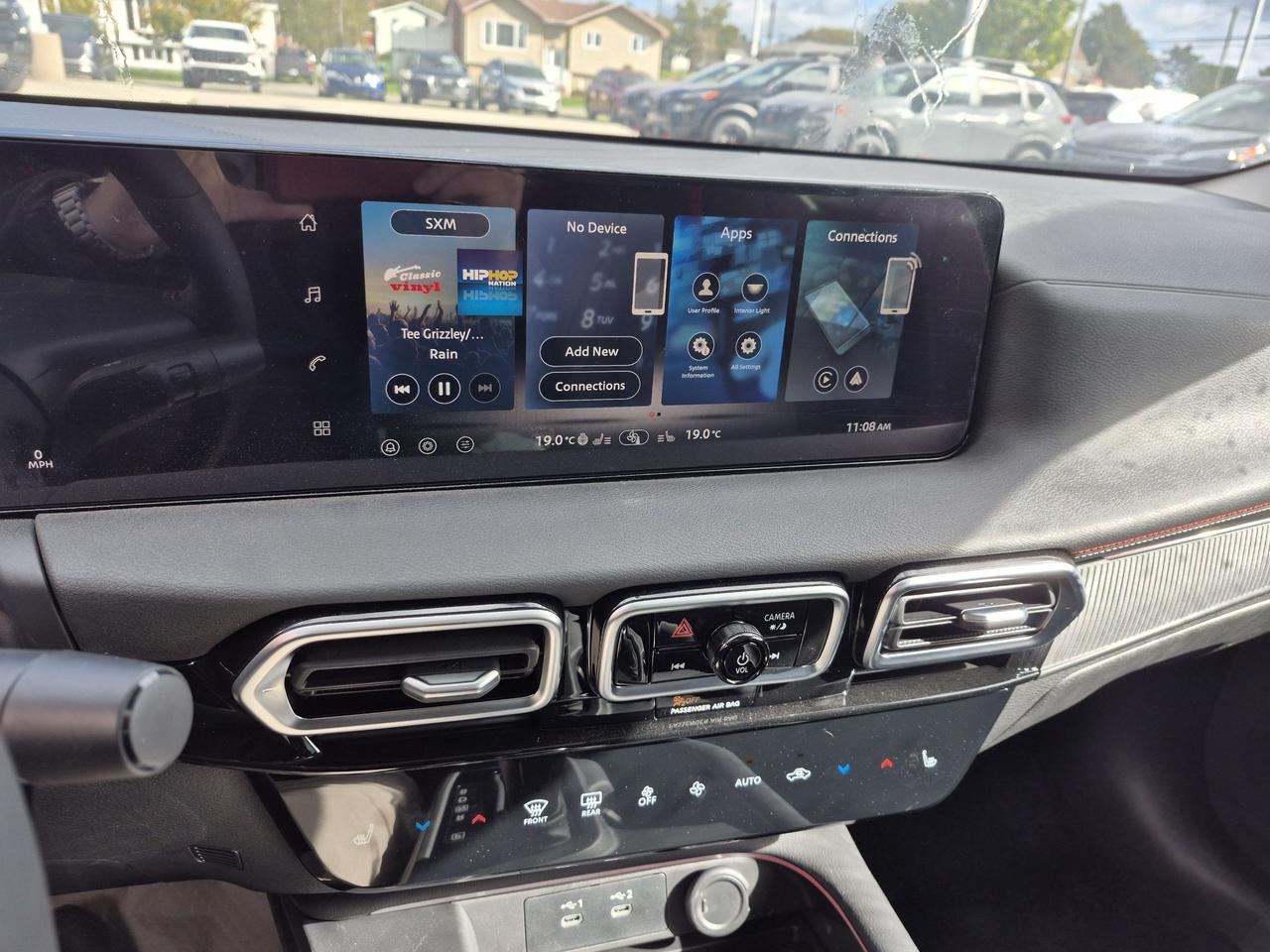 2026 Nissan Sentra SR Premium Photo