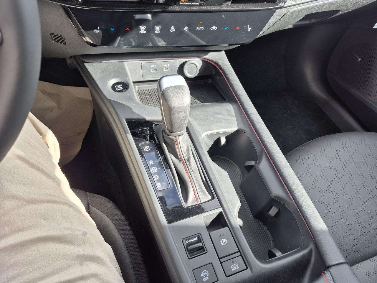 2026 Nissan Sentra SR Premium Photo