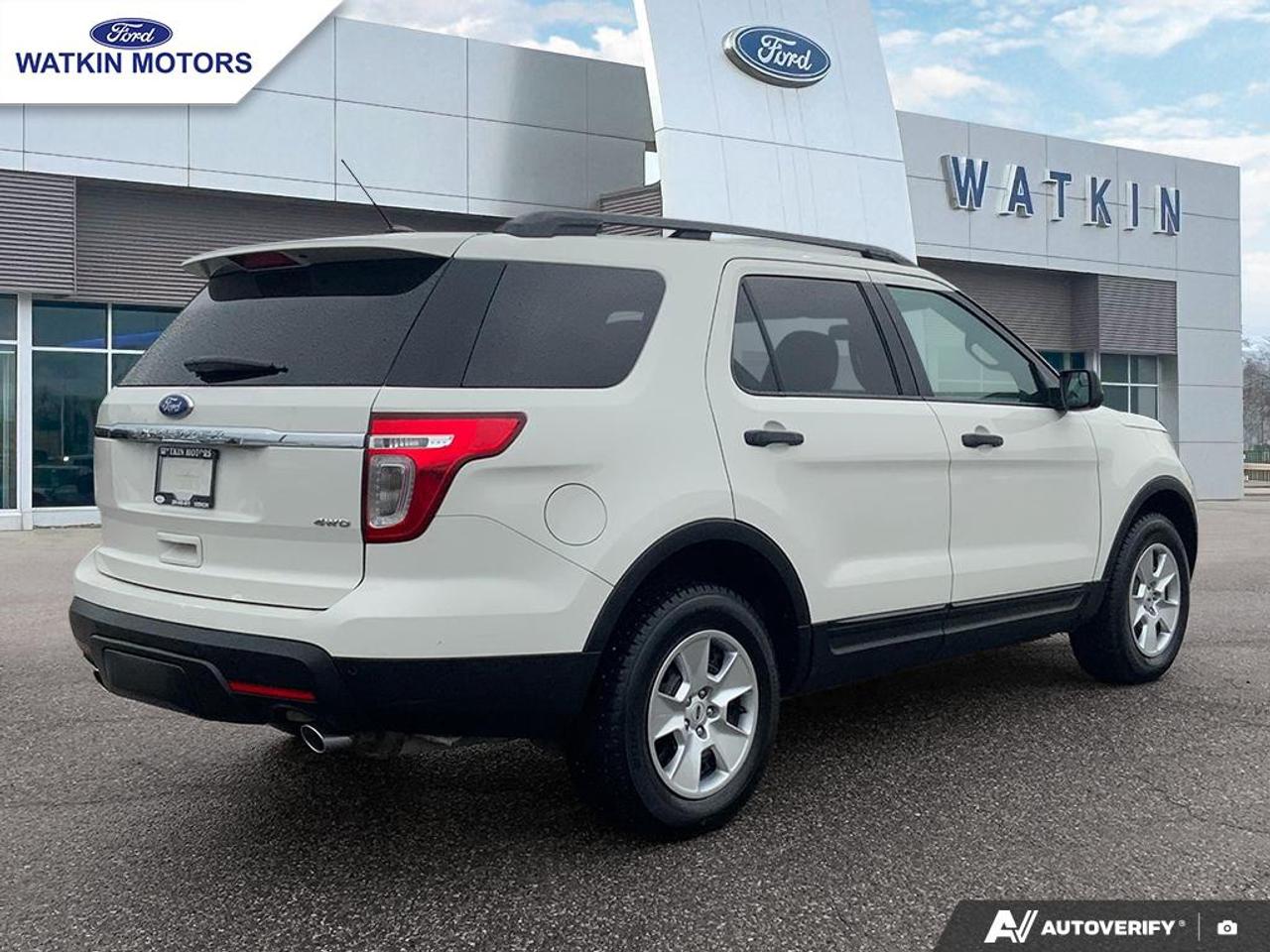 2011 Ford Explorer Base 4WD Photo4