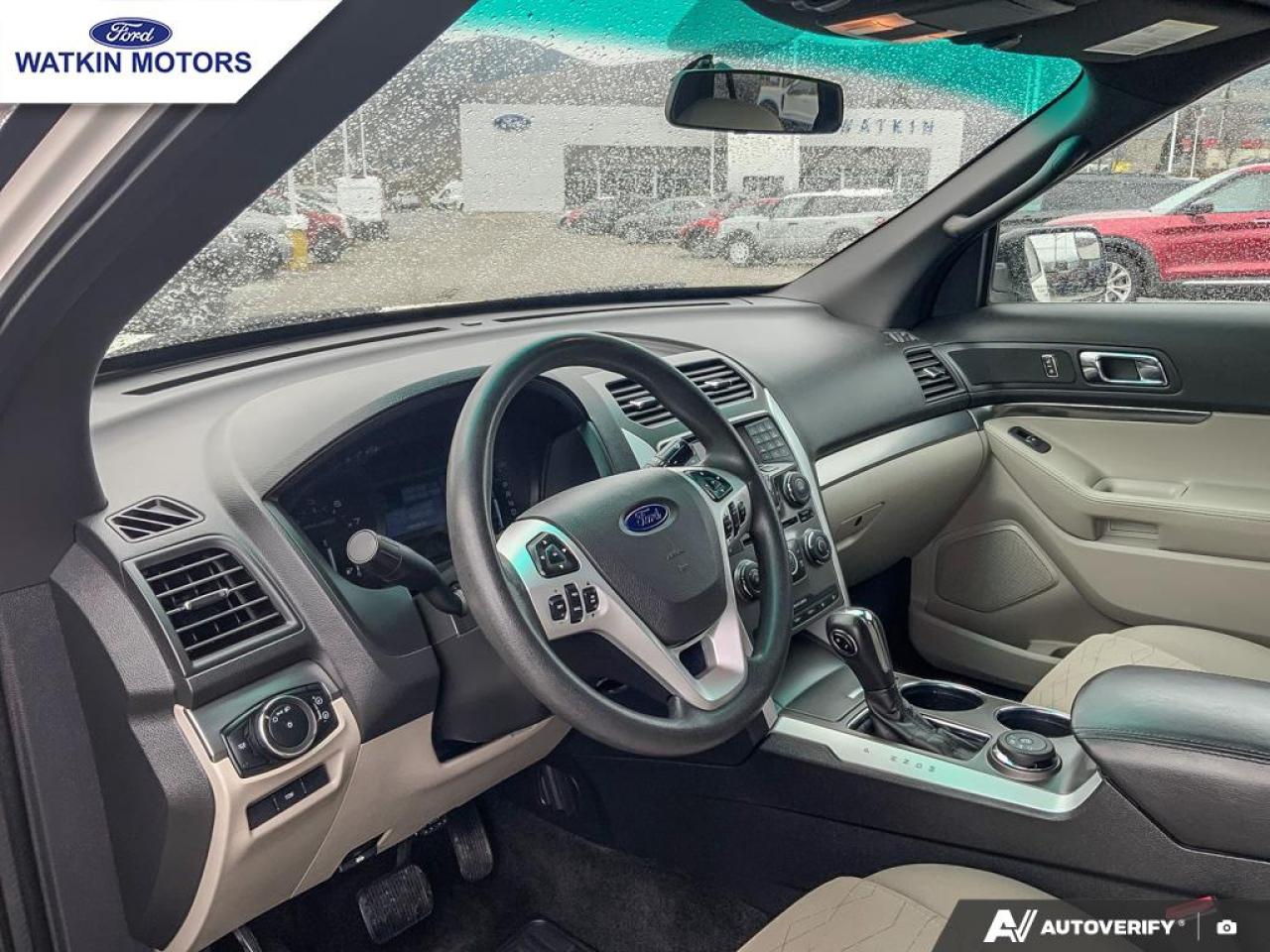 2011 Ford Explorer Base 4WD Photo15