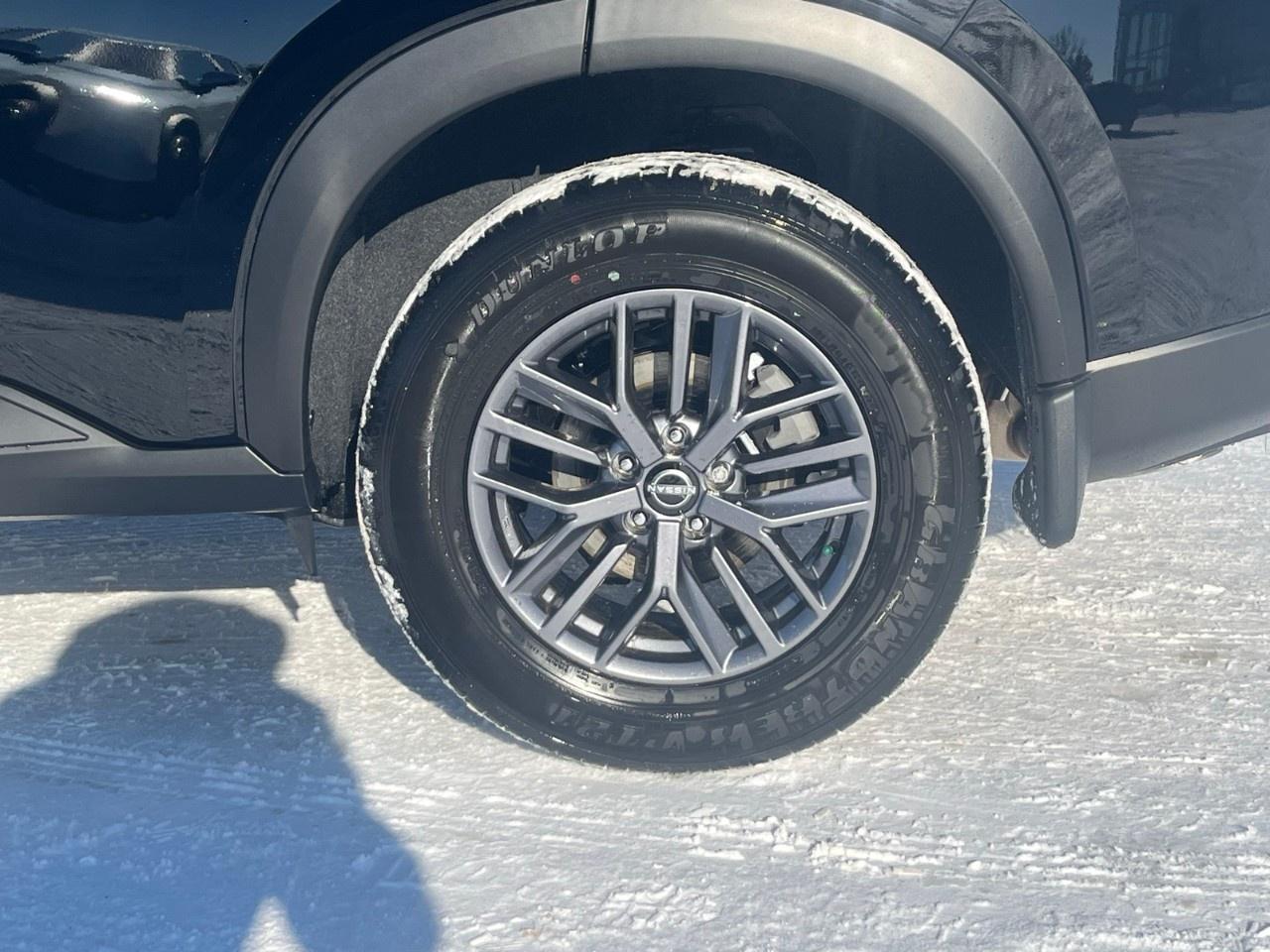 2026 Nissan Rogue AWD S Photo3