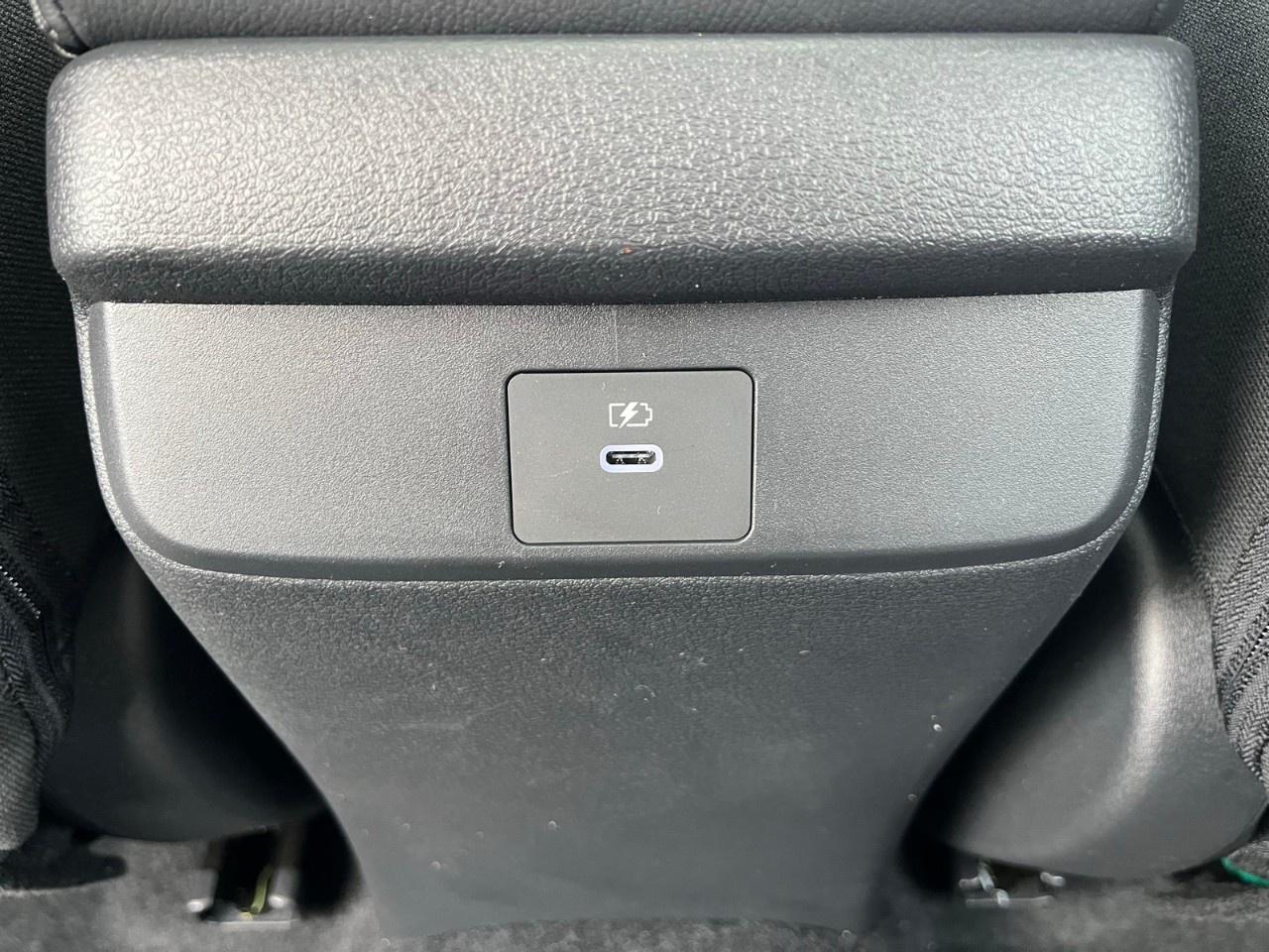 2026 Nissan Sentra SV SEDAN Photo