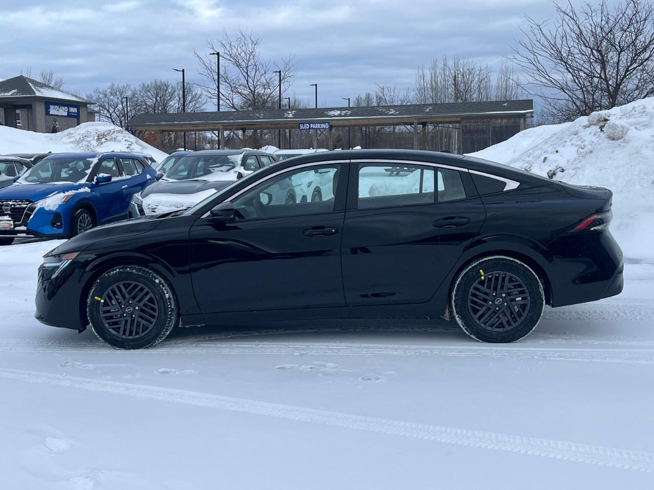 2026 Nissan Sentra SV SEDAN Photo4