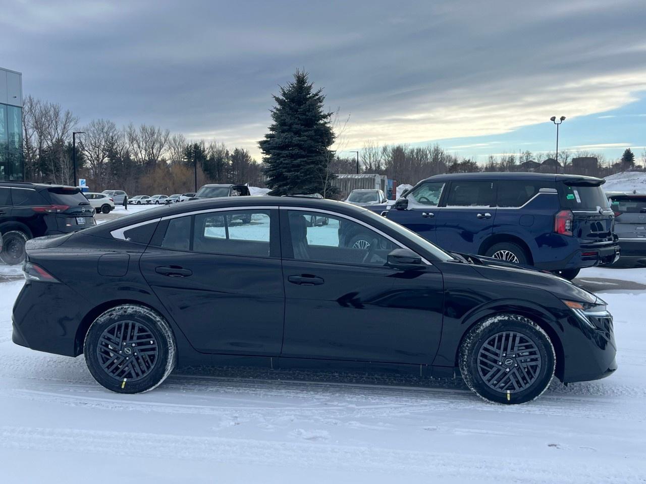 2026 Nissan Sentra SV SEDAN Photo