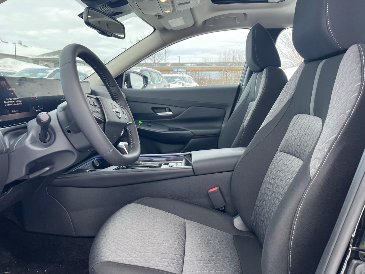 2026 Nissan Sentra SV SEDAN Photo