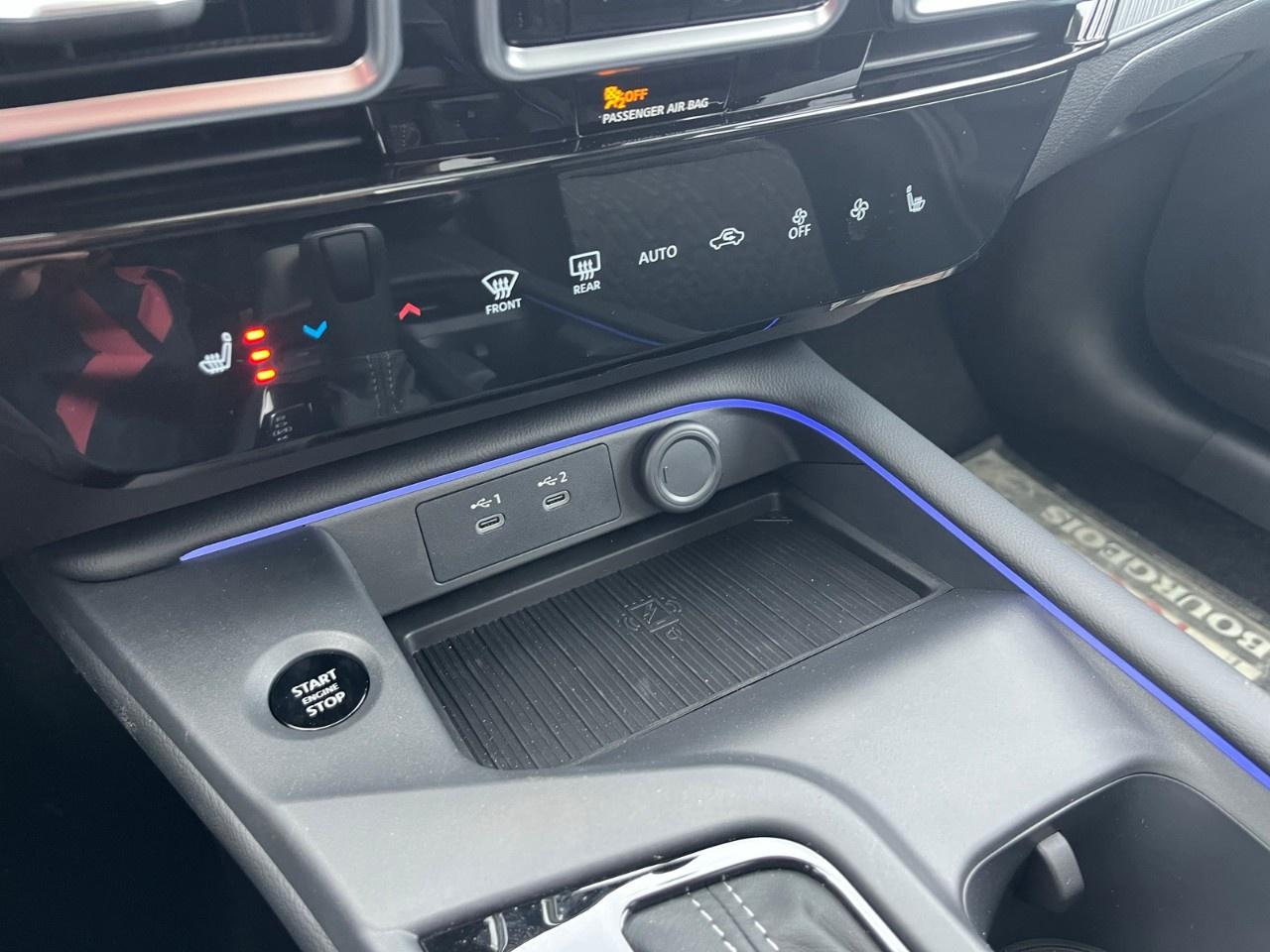 2026 Nissan Sentra SV SEDAN Photo