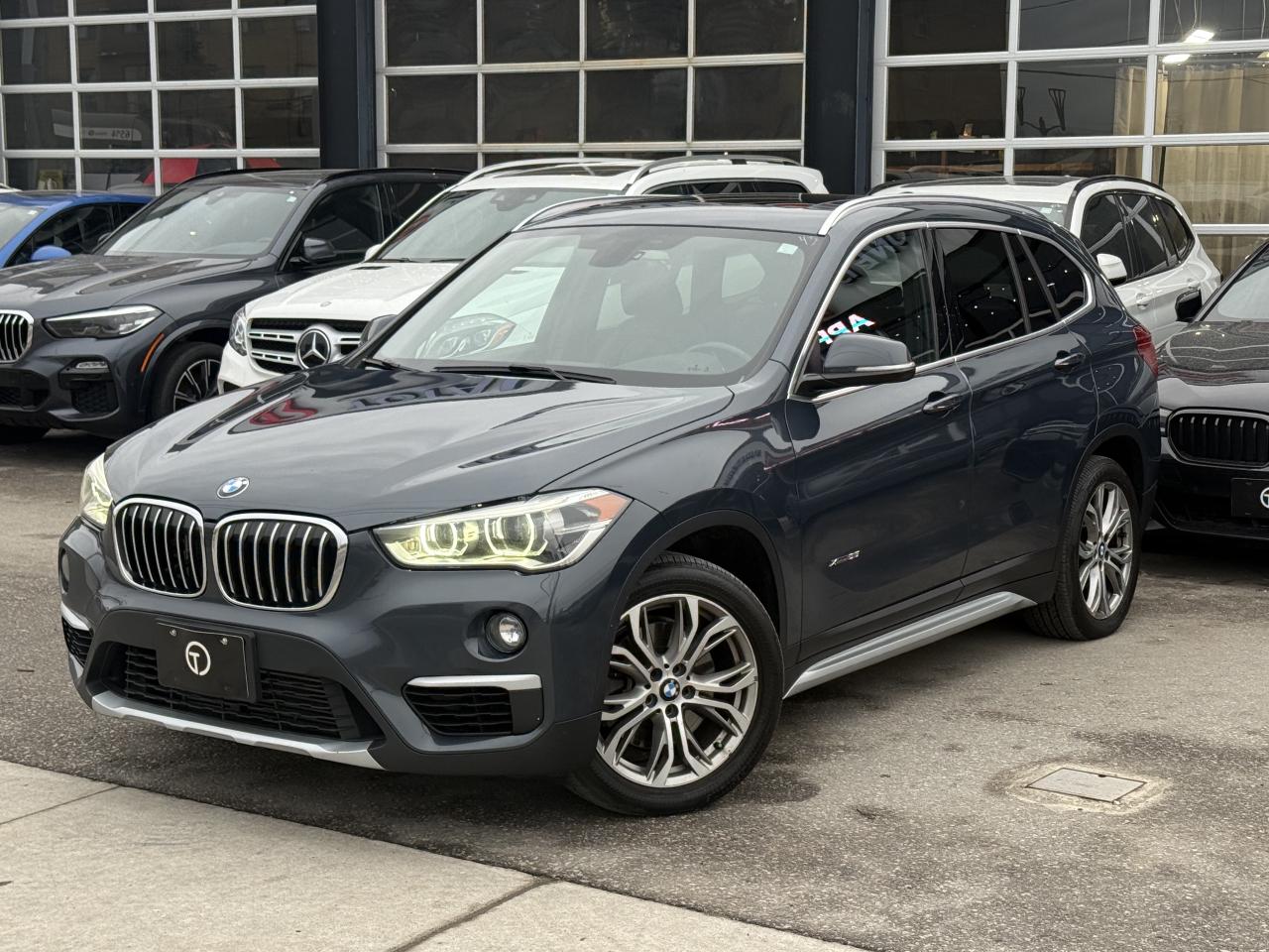 2017 BMW X1 | PREMIUM | PANO | NAVI | HUD | BACK UP CAMERA Photo3