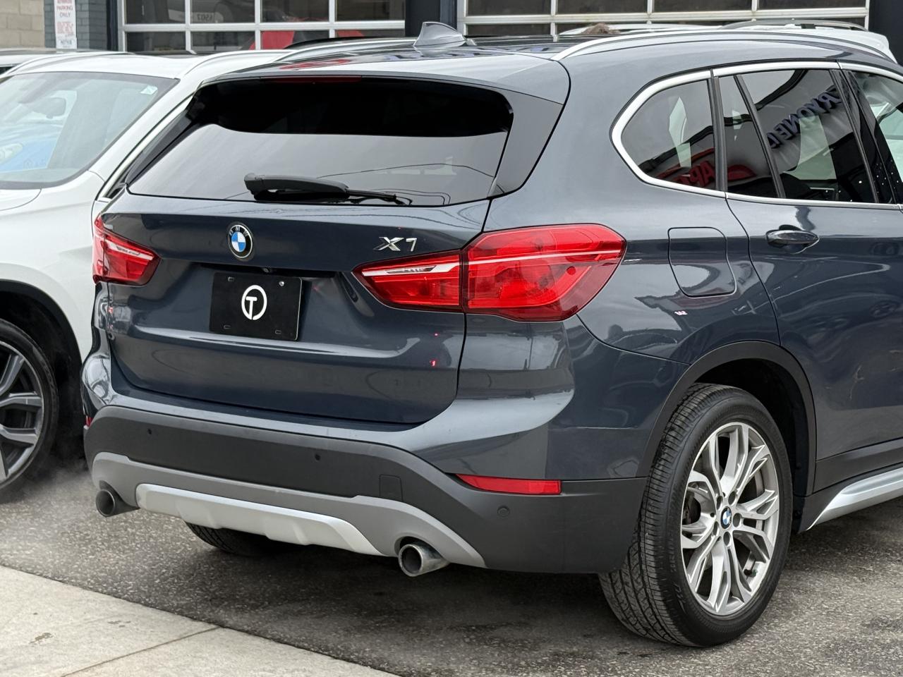 2017 BMW X1 | PREMIUM | PANO | NAVI | HUD | BACK UP CAMERA Photo