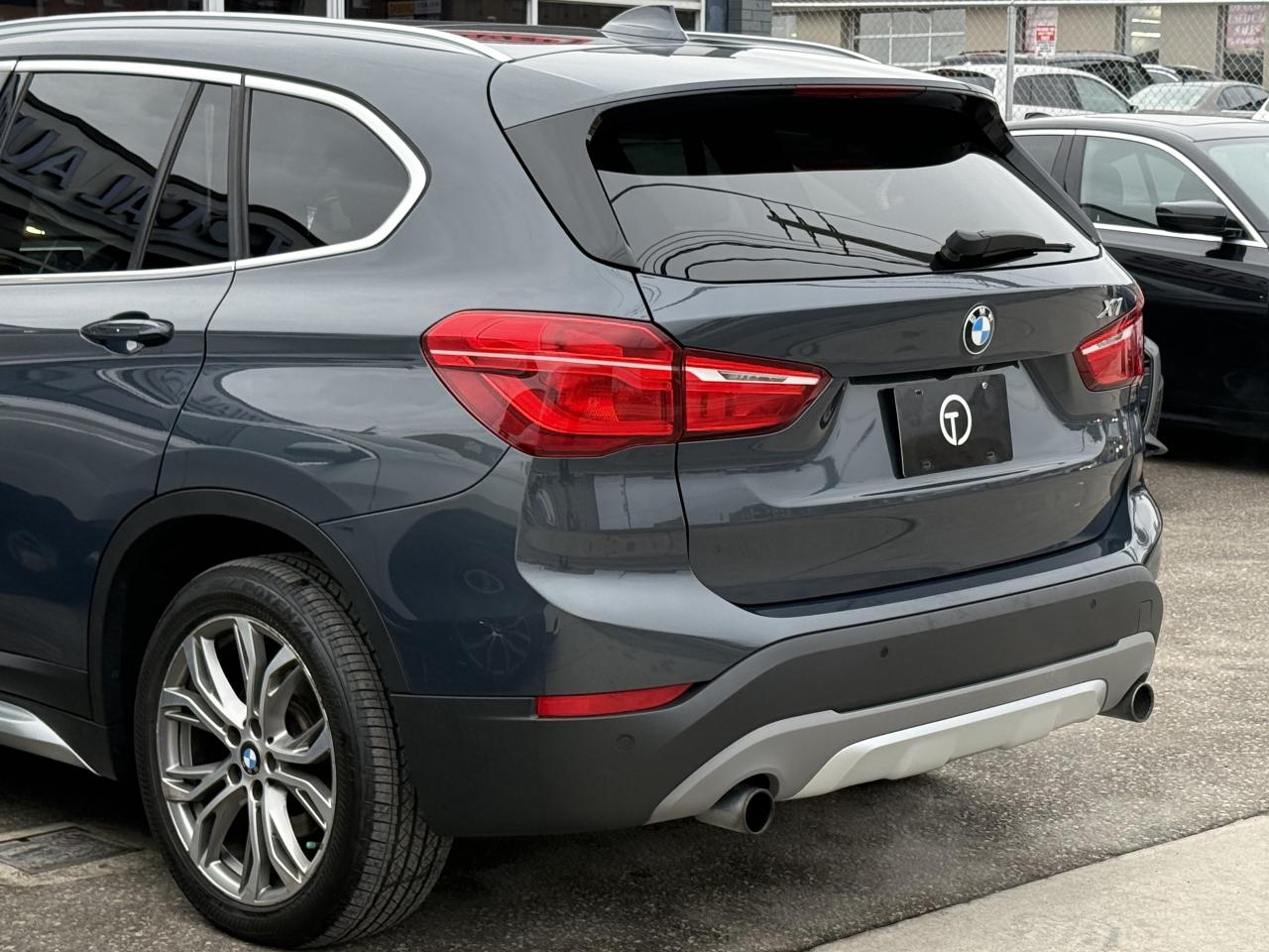 2017 BMW X1 | PREMIUM | PANO | NAVI | HUD | BACK UP CAMERA Photo