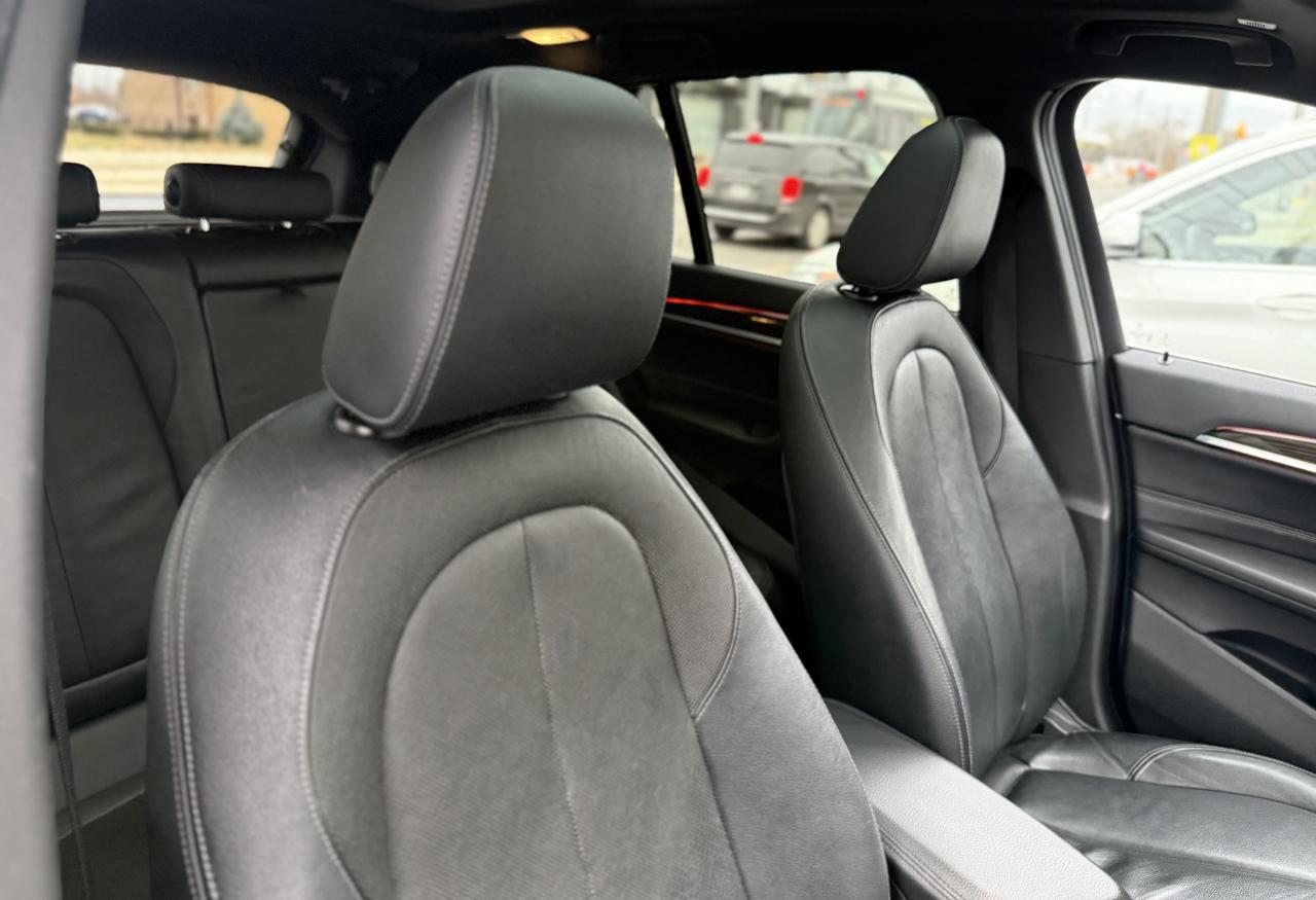 2017 BMW X1 | PREMIUM | PANO | NAVI | HUD | BACK UP CAMERA Photo