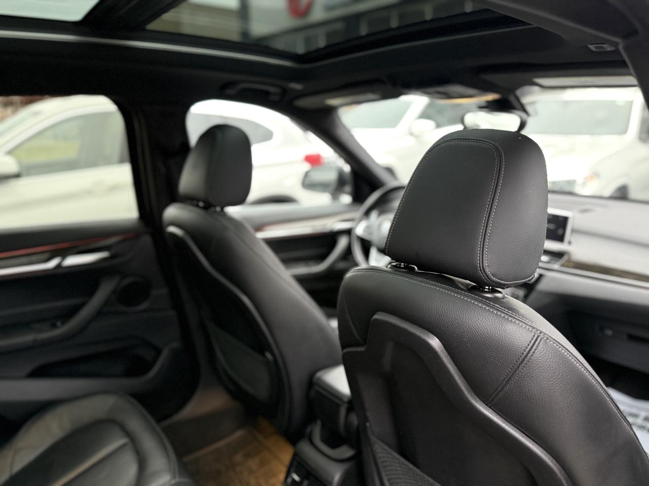 2017 BMW X1 | PREMIUM | PANO | NAVI | HUD | BACK UP CAMERA Photo