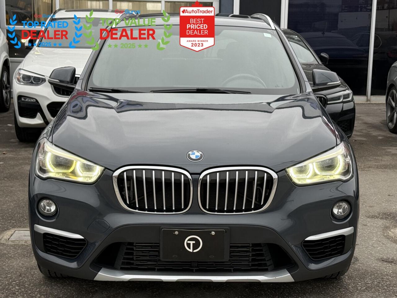 2017 BMW X1 | PREMIUM | PANO | NAVI | HUD | BACK UP CAMERA Photo