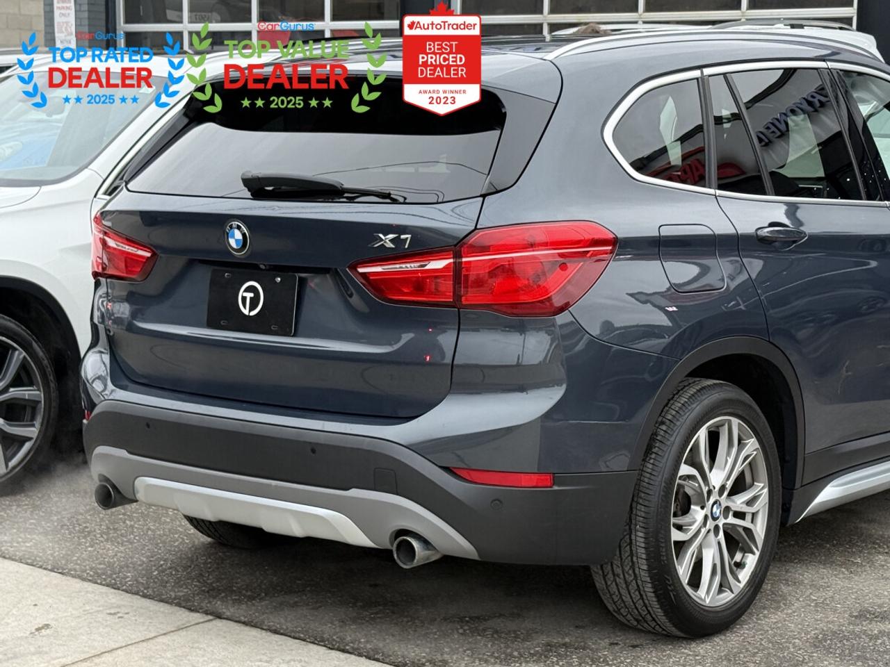 2017 BMW X1 | PREMIUM | PANO | NAVI | HUD | BACK UP CAMERA Photo