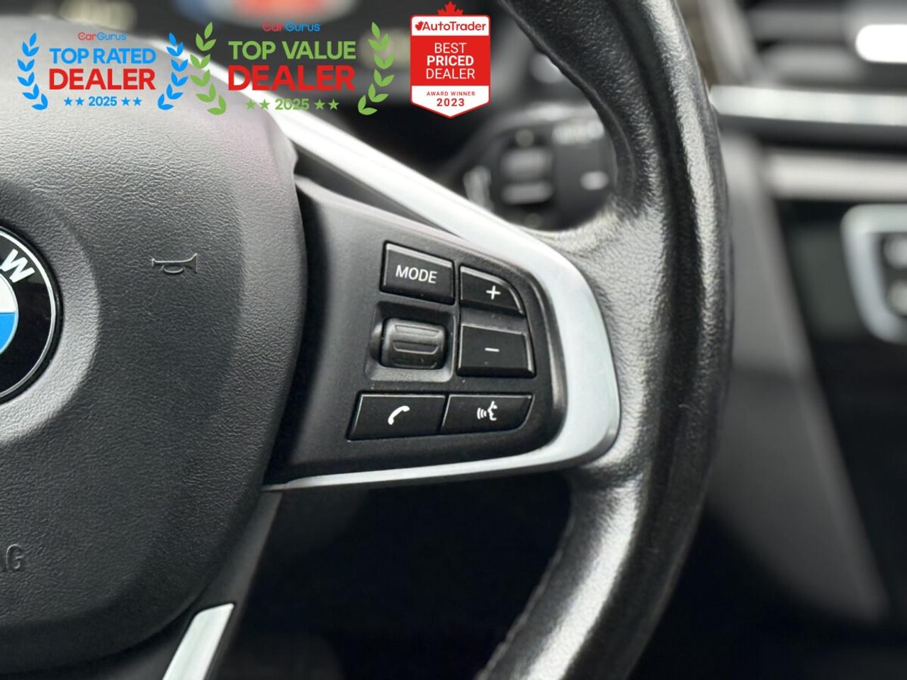 2017 BMW X1 | PREMIUM | PANO | NAVI | HUD | BACK UP CAMERA Photo