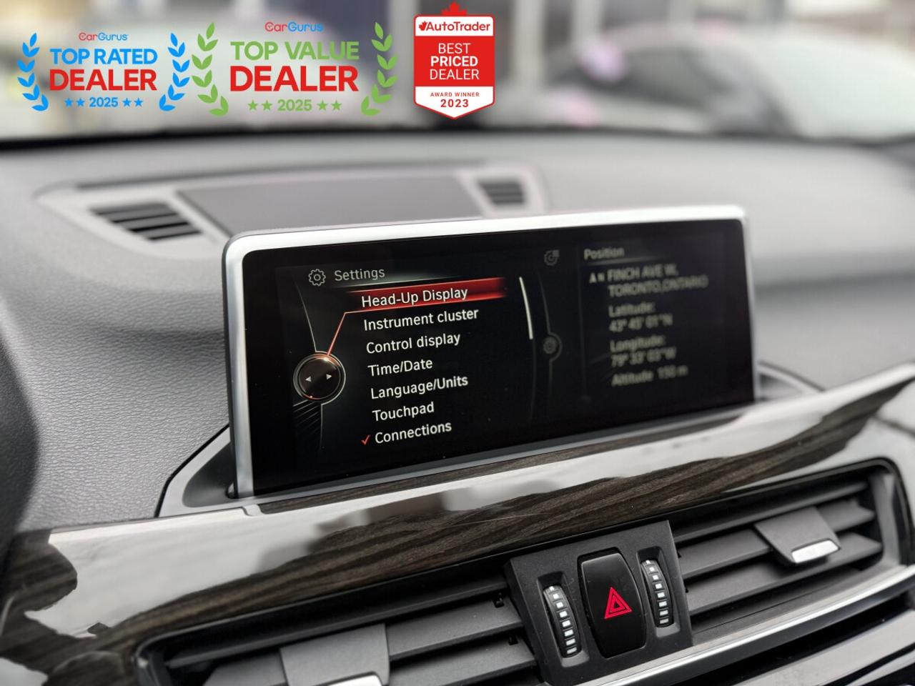 2017 BMW X1 | PREMIUM | PANO | NAVI | HUD | BACK UP CAMERA Photo