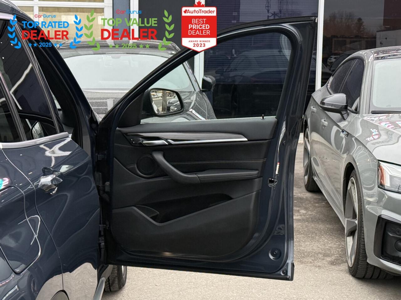 2017 BMW X1 | PREMIUM | PANO | NAVI | HUD | BACK UP CAMERA Photo
