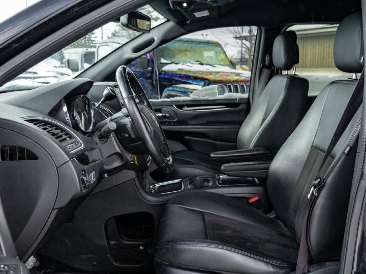 2020 Dodge Grand Caravan PREMIUM PLUS Photo