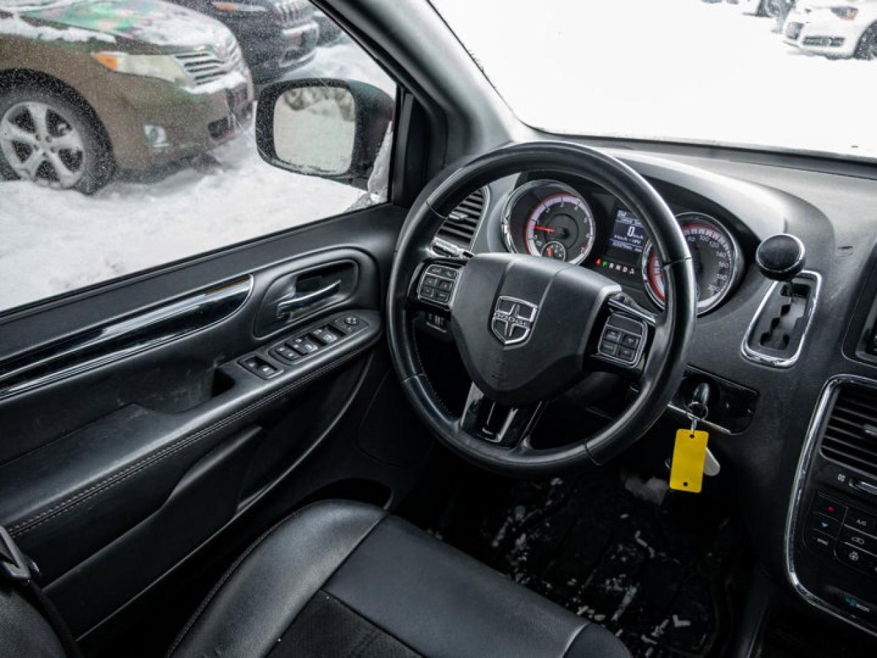 2020 Dodge Grand Caravan PREMIUM PLUS Photo