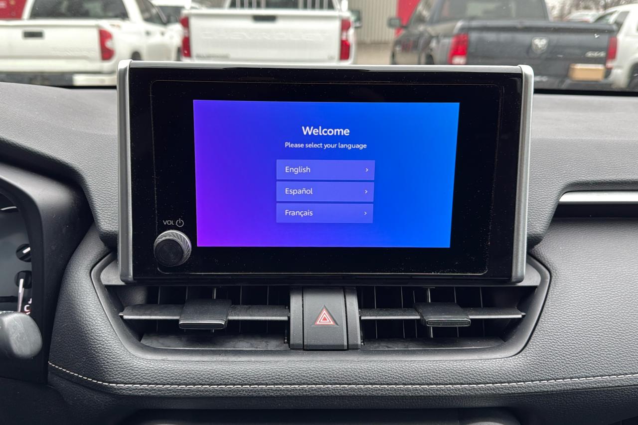 2023 Toyota RAV4 LE Photo