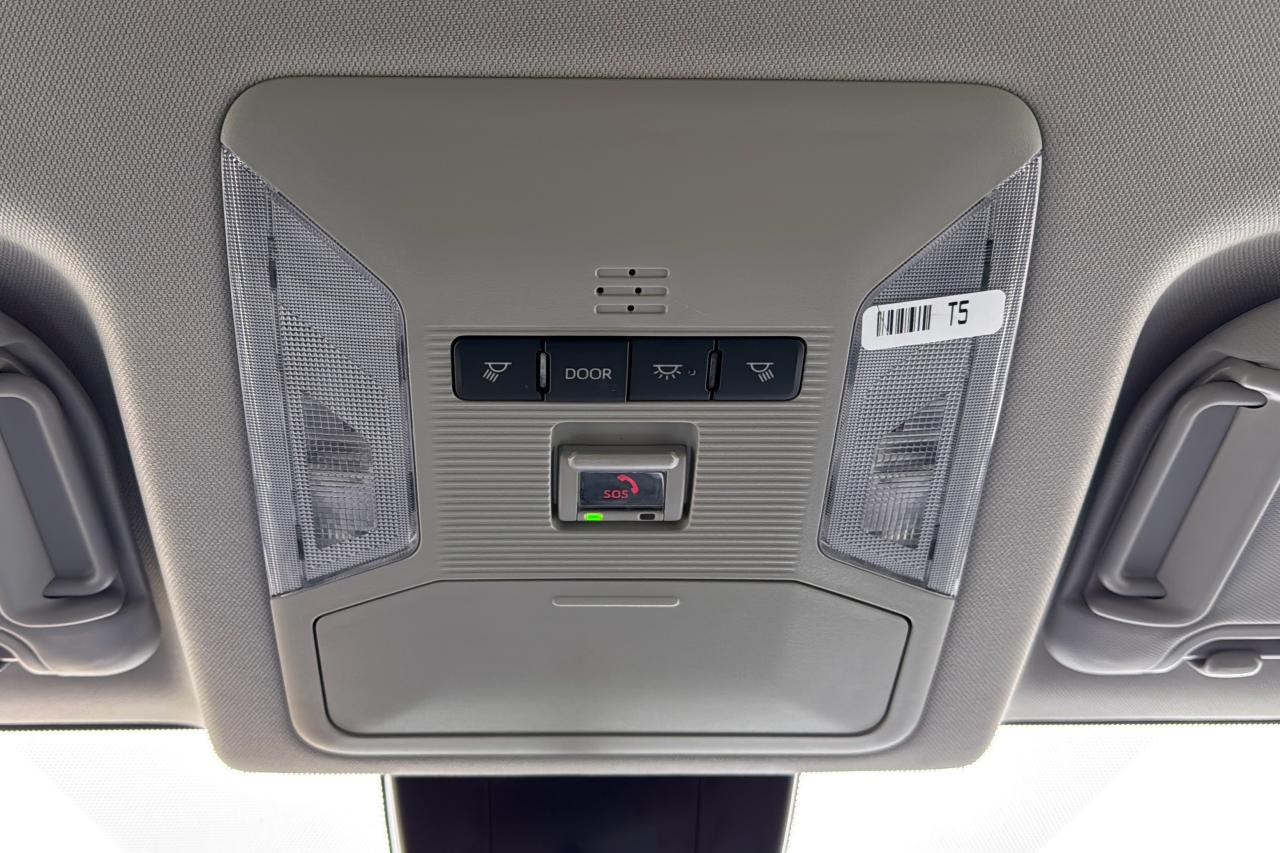 2024 Toyota RAV4 LE Photo