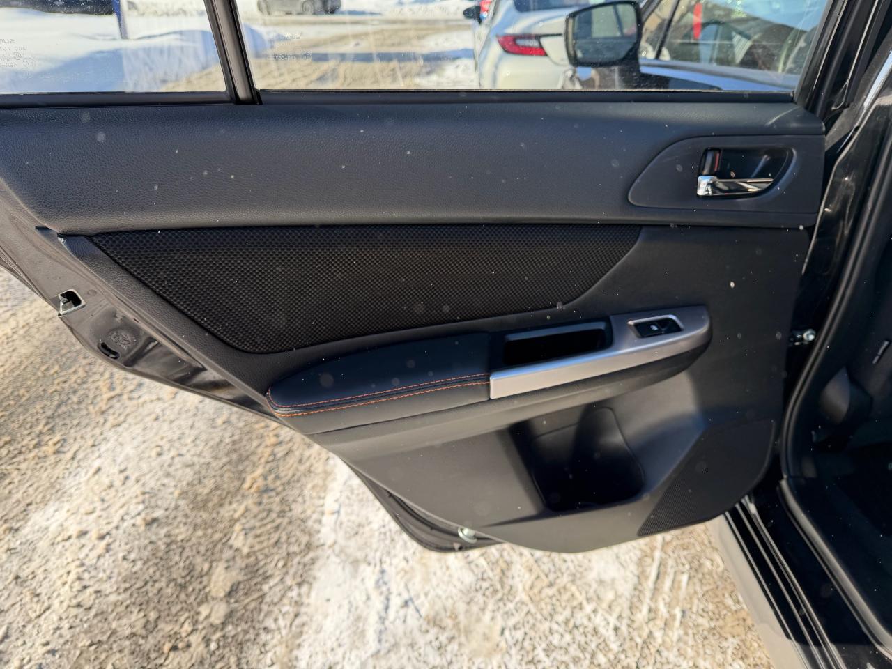 2016 Subaru Crosstrek SPORT AWD, DEALER-SERVICED! HEATED SEATS! Photo