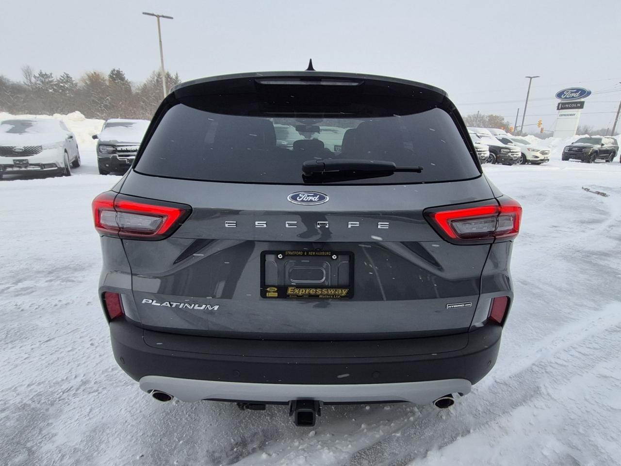 2025 Ford Escape PLATINUM AWD, HYBRID, TECH PACKAGE, TOW, PANO ROOF Photo
