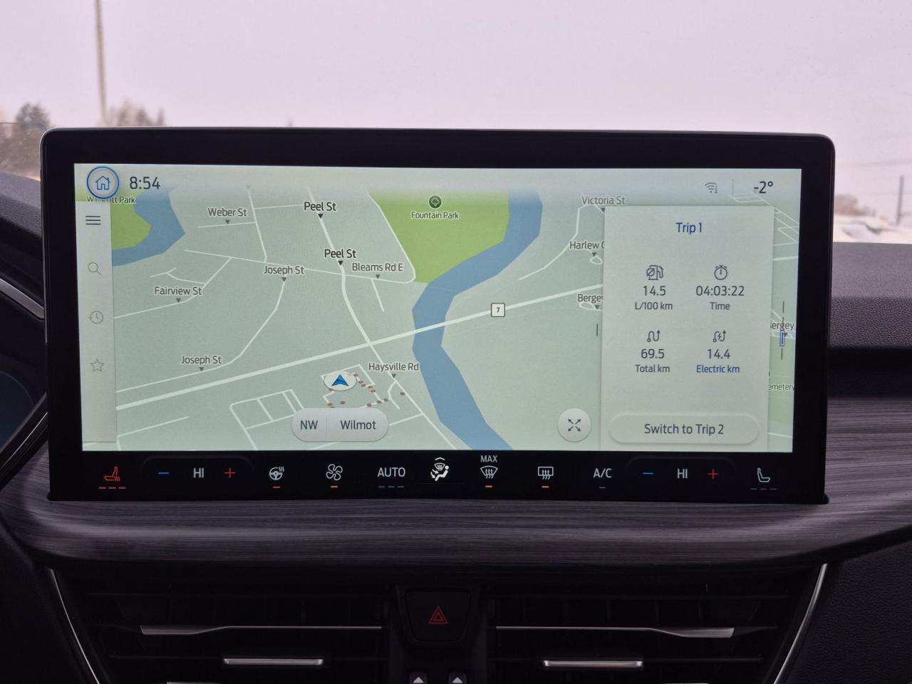 2025 Ford Escape PLATINUM AWD, HYBRID, TECH PACKAGE, TOW, PANO ROOF Photo