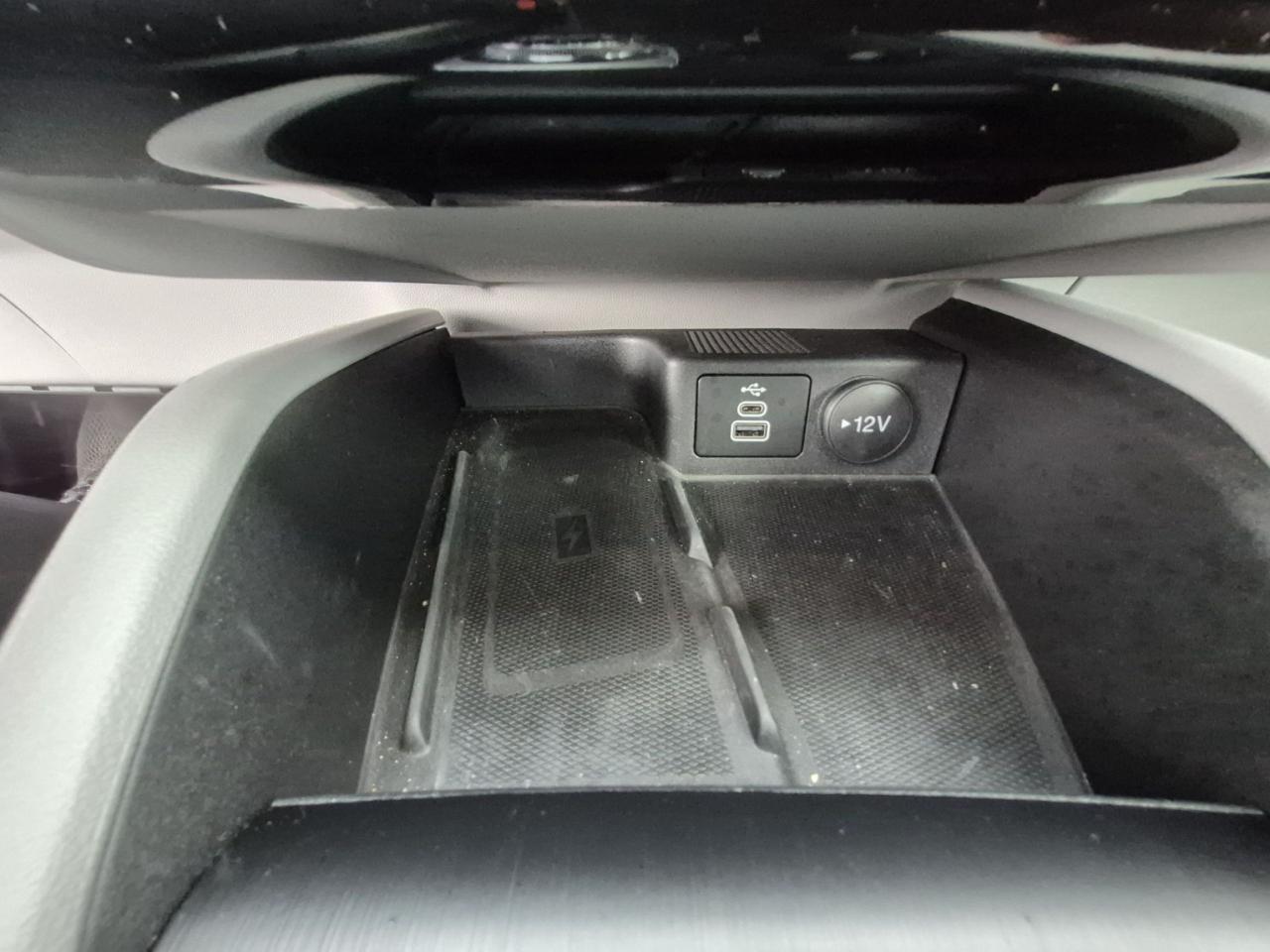 2025 Ford Escape PLATINUM AWD, HYBRID, TECH PACKAGE, TOW, PANO ROOF Photo