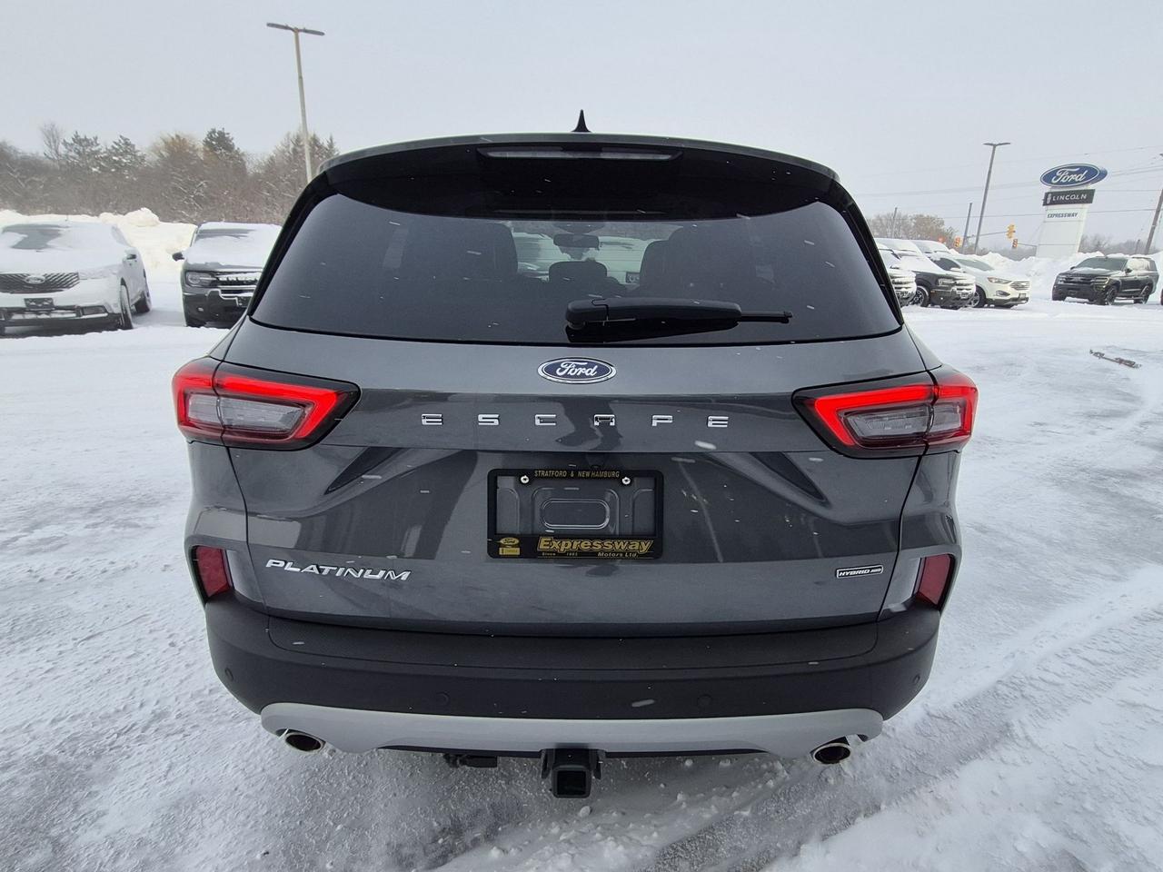 2025 Ford Escape PLATINUM AWD, HYBRID, TECH PACKAGE, TOW, PANO ROOF Photo