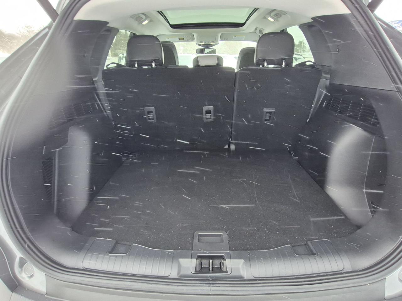 2025 Ford Escape PLATINUM AWD, HYBRID, TECH PACKAGE, TOW, PANO ROOF Photo