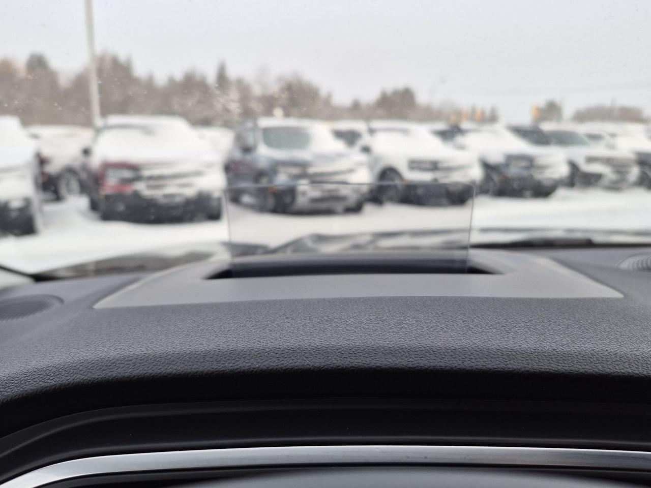 2025 Ford Escape PLATINUM AWD, HYBRID, TECH PACKAGE, TOW, PANO ROOF Photo