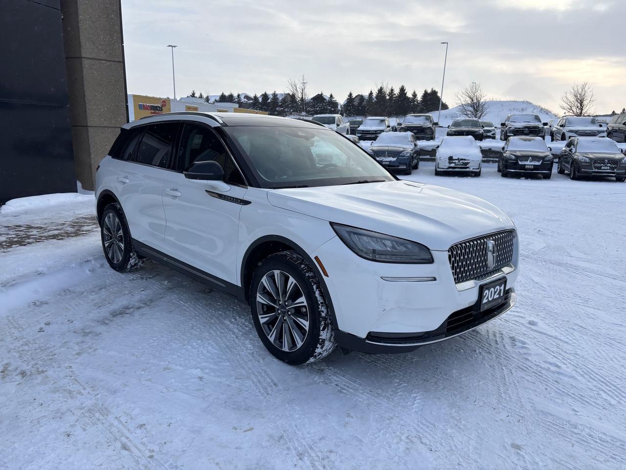 2021 Lincoln Corsair RESERVE, AWD, PREMIUM PACKAGE, 19" RIMS, 360CAMERA Photo