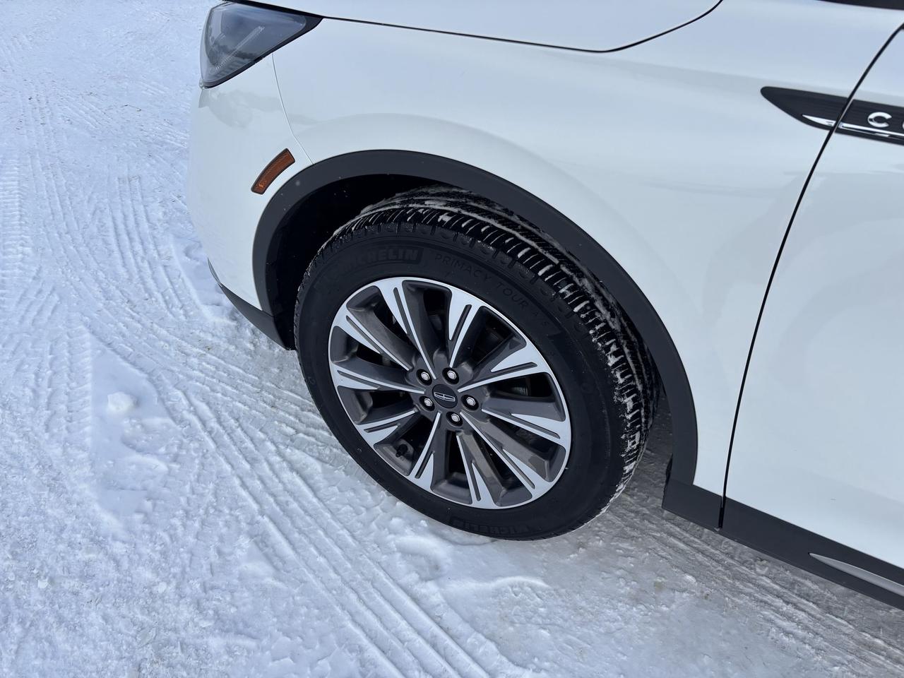 2021 Lincoln Corsair RESERVE, AWD, PREMIUM PACKAGE, 19" RIMS, 360CAMERA Photo