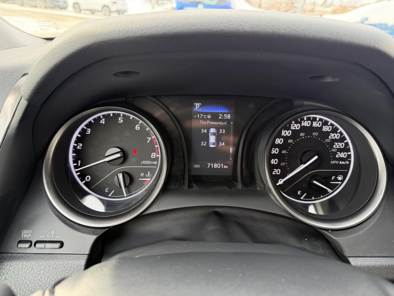 2024 Toyota Camry SE - LOW KM, HEATED SEATS, BACK-UP CAMERA, LOADED! Photo