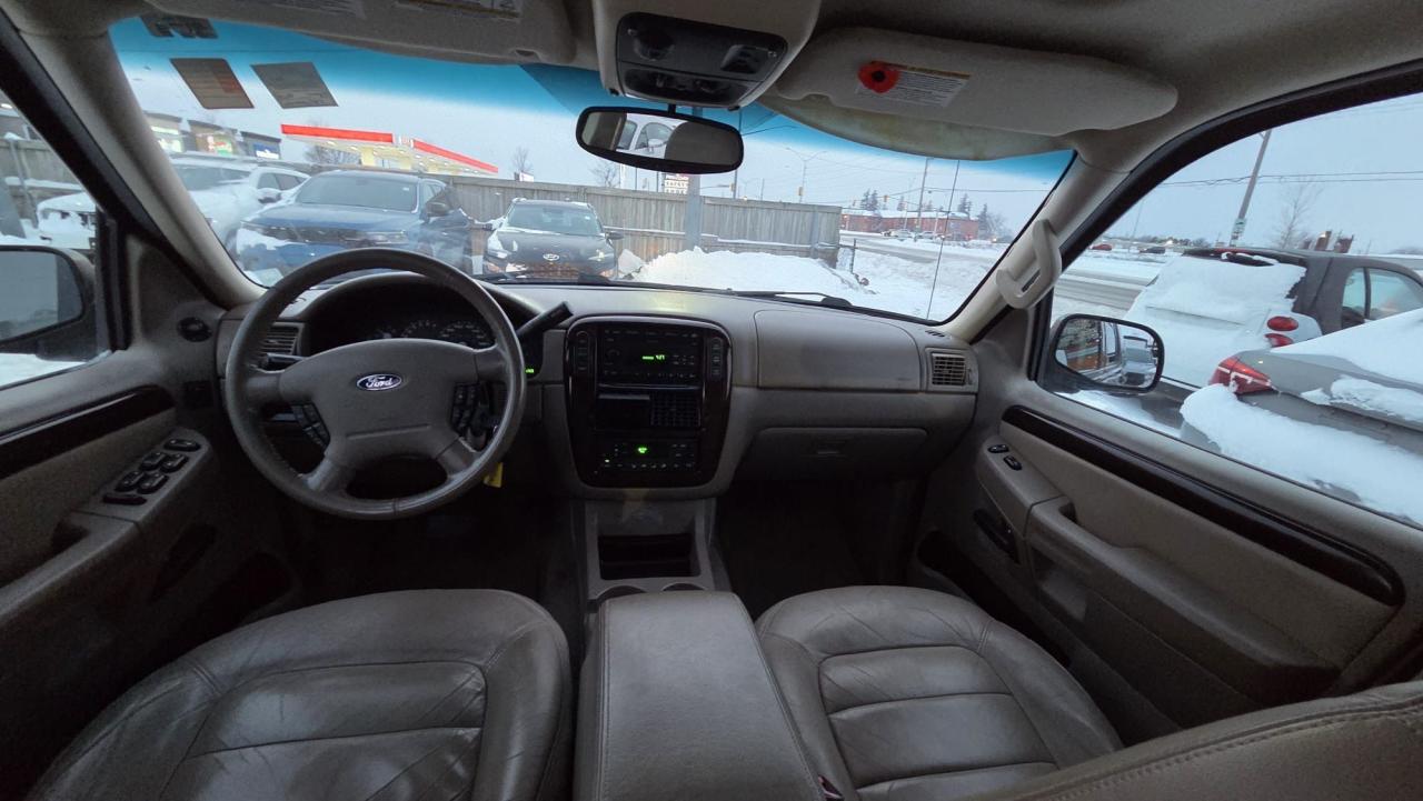 2004 Ford Explorer LIMITED, V8, 7 PASSENGER, ONLY 186KMS, AS IS Photo