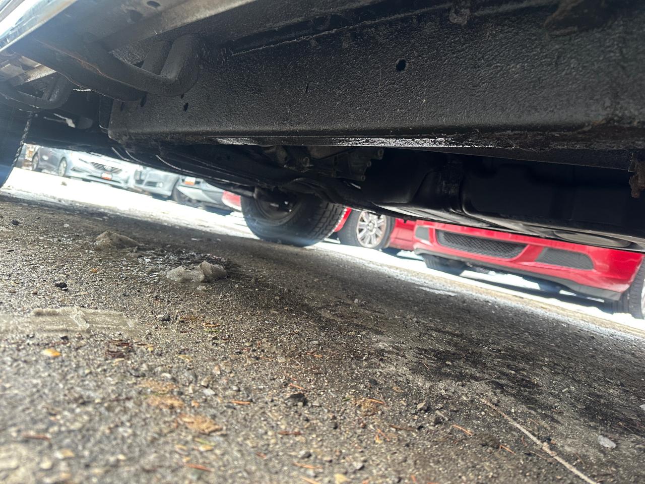 2004 Ford Explorer LIMITED, V8, 7 PASSENGER, ONLY 186KMS, AS IS Photo