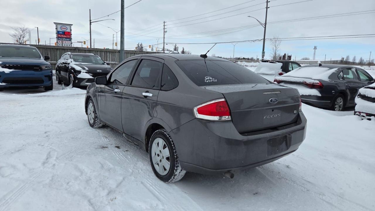 2009 Ford Focus SE, SEDAN, 4 CYL, TRADE IN, DRIVES, AS IS SPECIAL Photo2