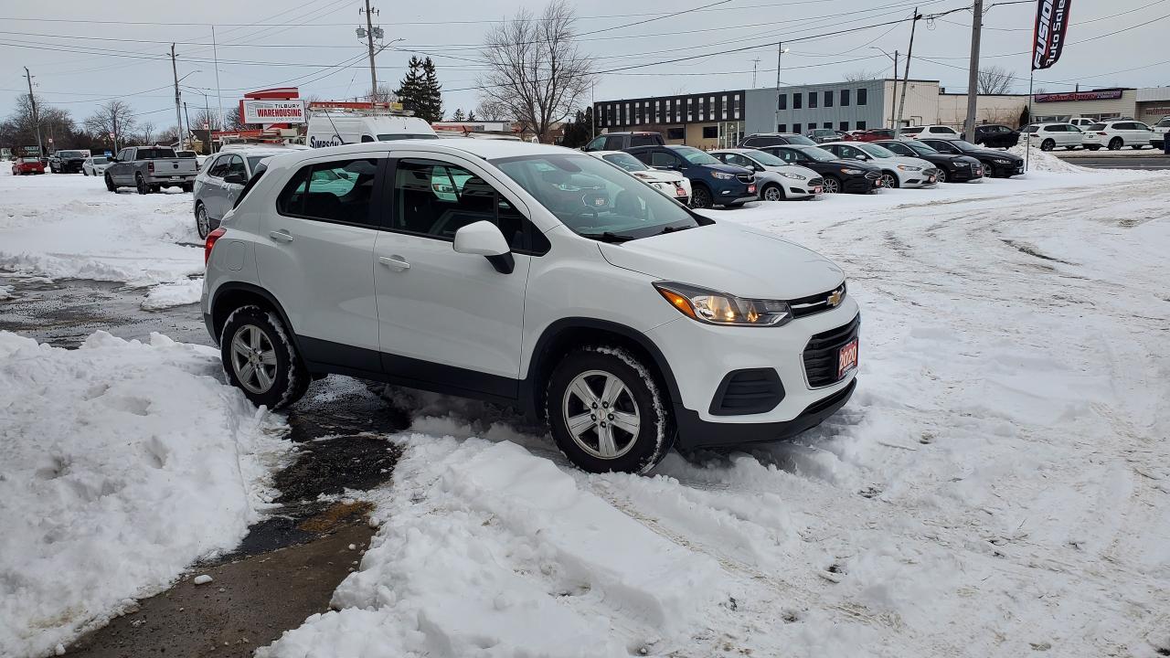 2020 Chevrolet Trax AWD LS-BACK UP CAMERA-BLUETOOTH-ALLOY WHEELS Photo