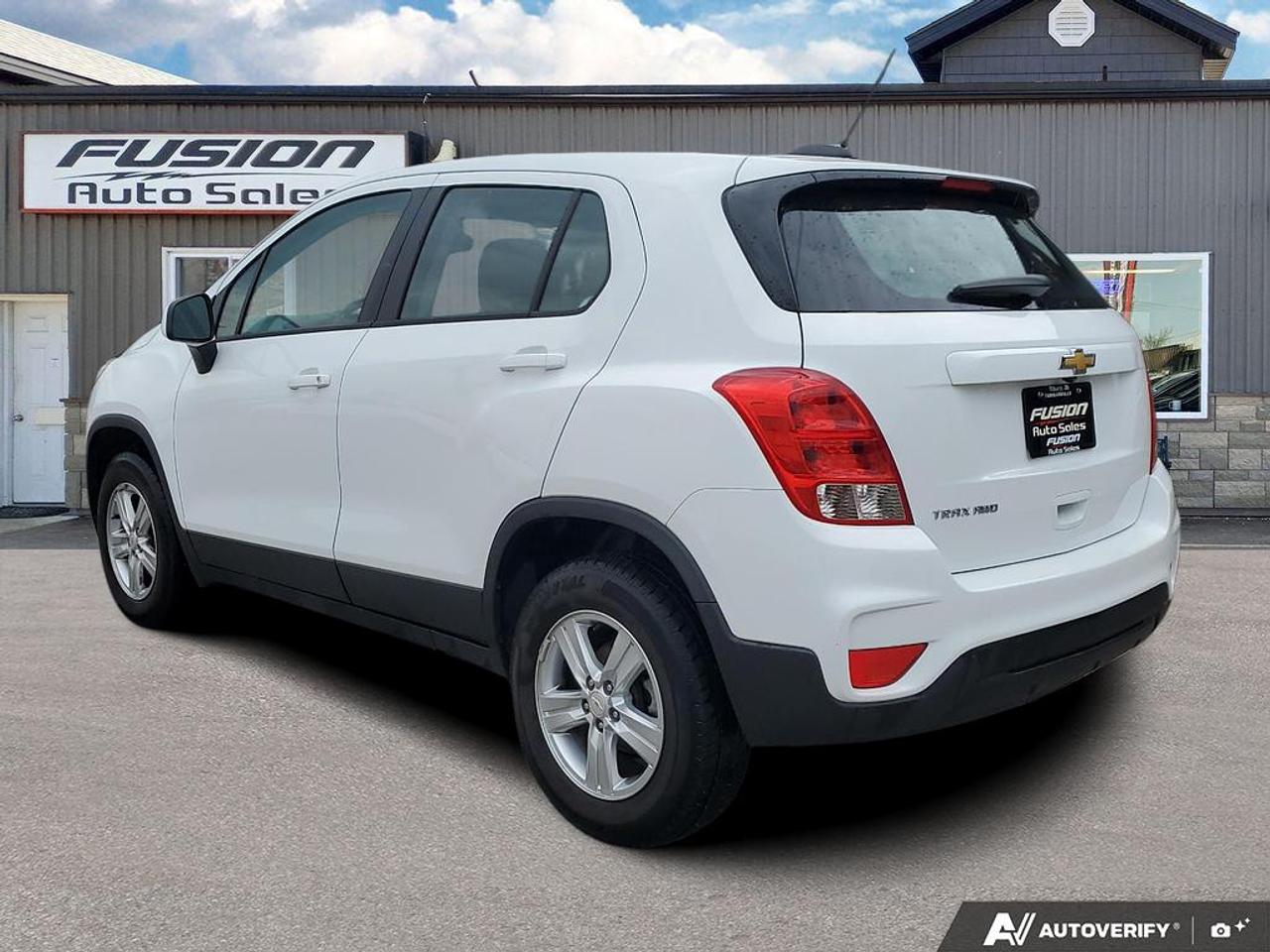 2020 Chevrolet Trax AWD LS-BACK UP CAMERA-BLUETOOTH-ALLOY WHEELS Photo