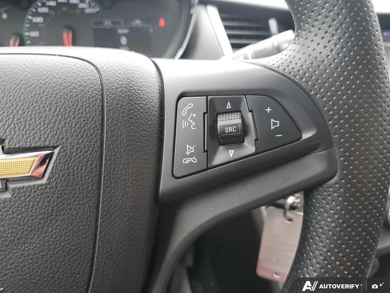 2020 Chevrolet Trax AWD LS-BACK UP CAMERA-BLUETOOTH-ALLOY WHEELS Photo