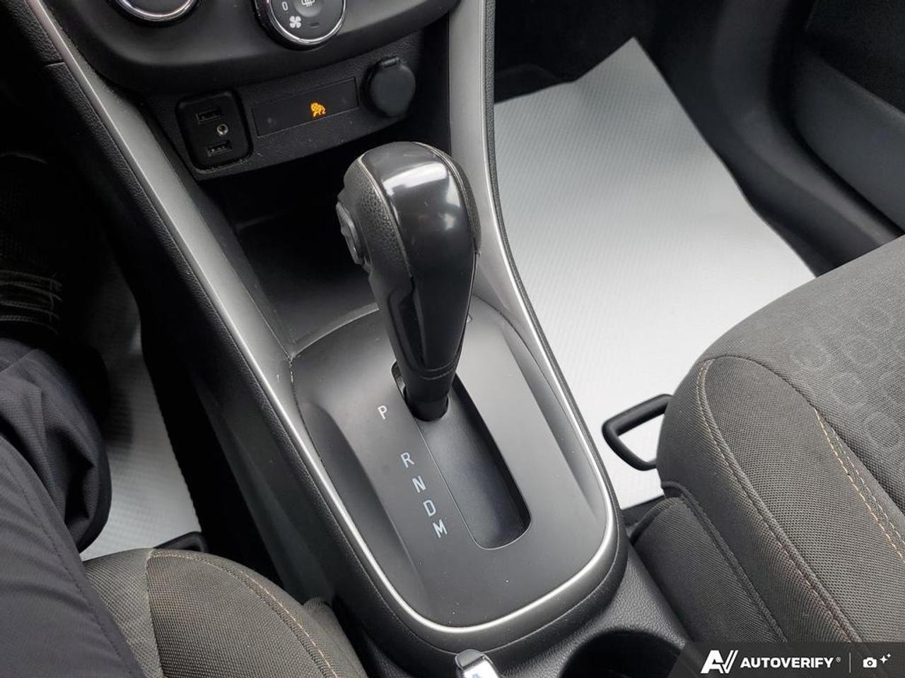 2020 Chevrolet Trax AWD LS-BACK UP CAMERA-BLUETOOTH-ALLOY WHEELS Photo