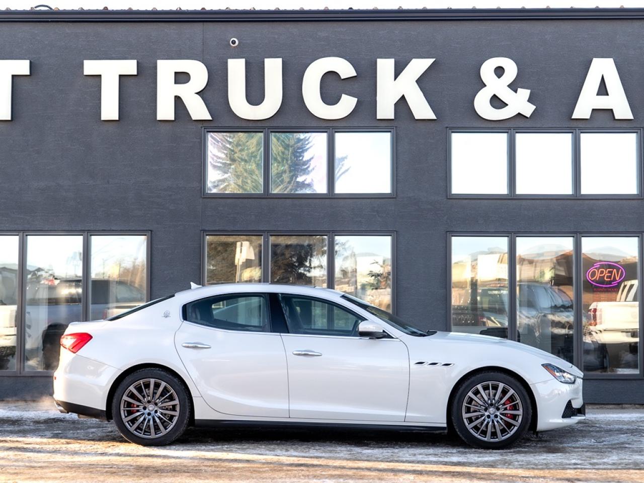 2017 Maserati Ghibli S Q4 3.0L Photo4