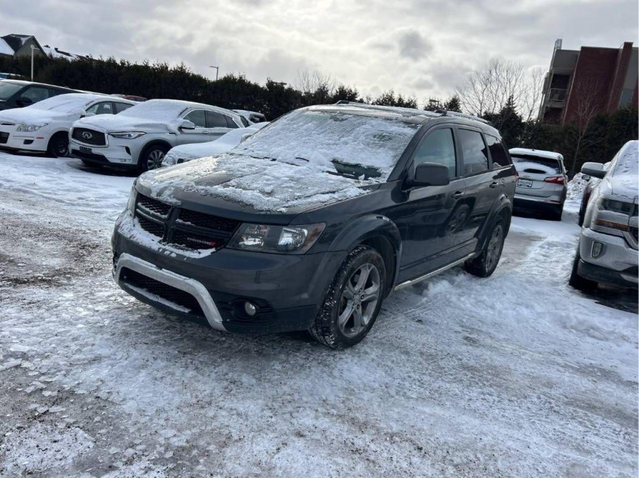 2017 Dodge Journey CROSSROAD, 7 PASSENGER REAR DVD, LEATHER, SUNROOF! Photo2