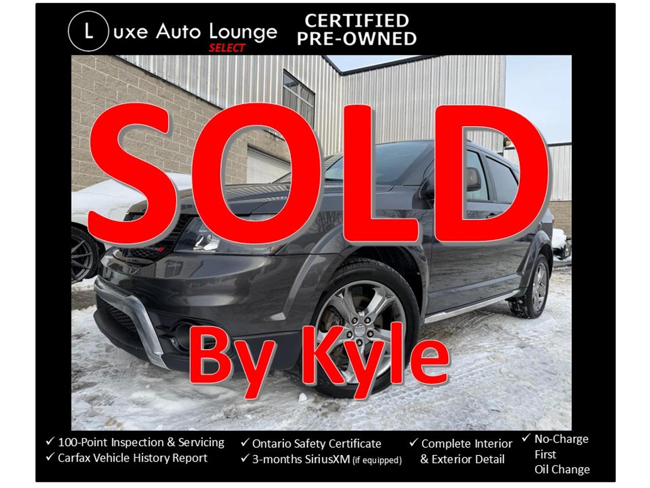 2017 Dodge Journey CROSSROAD, 7 PASSENGER REAR DVD, LEATHER, SUNROOF! Photo